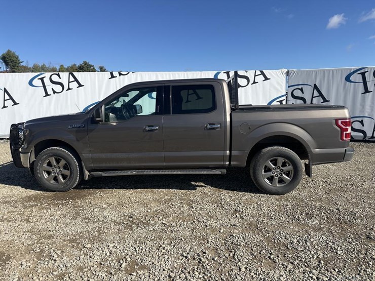 2020-ford-f150-xlt-image-2