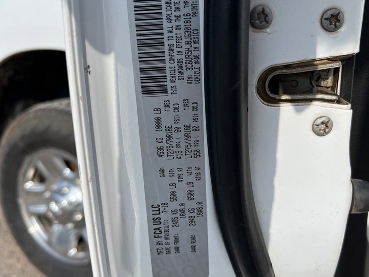2018-ram-2500-service-truck-(inoperable)-image-17