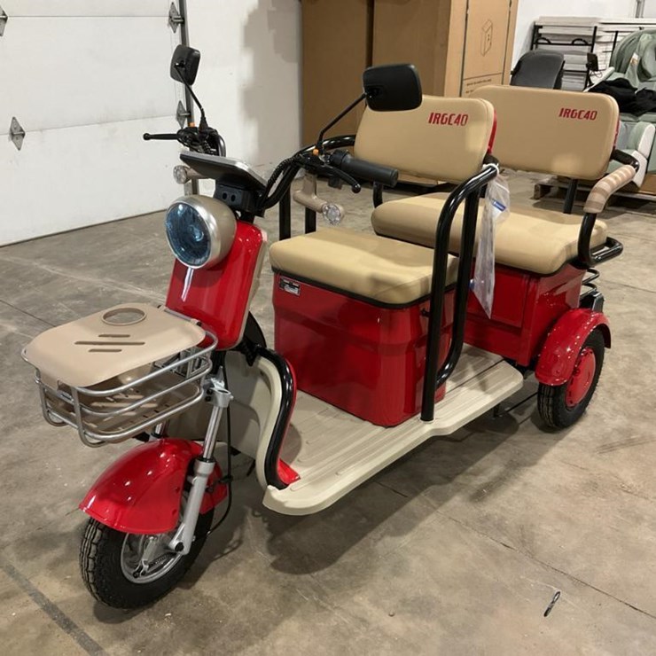 #1322 • IRGC40 Mini Golf Cart*