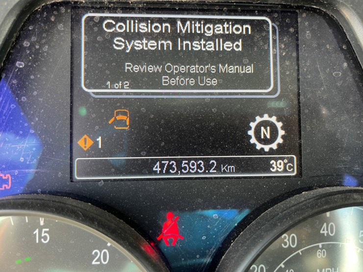 2016-peterbilt-579-image-19
