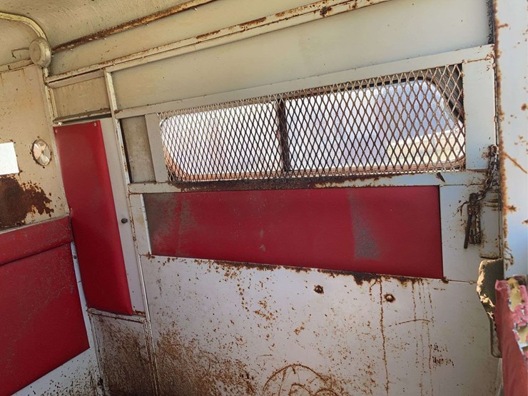 turnbow-horse-trailer-image-31