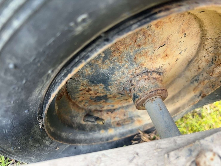 (2)-wheelbarrows-image-13