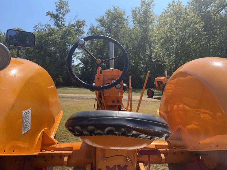 minneapolis-moline-ztu-image-45