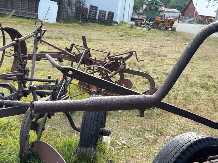 2-bottom-plow-image-3