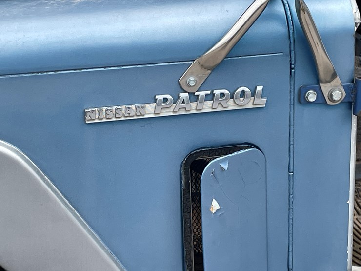 1965-nissan-patrol-image-12