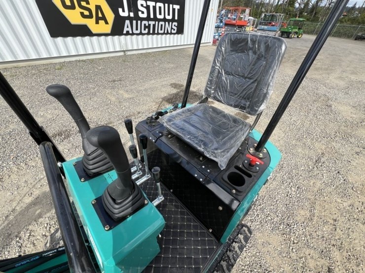2025-cfg-qh12r-mini-hydraulic-excavator-image-14