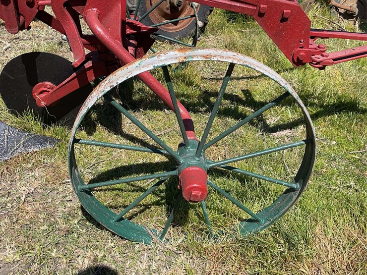 oliver-1-bottom-plow-image-22