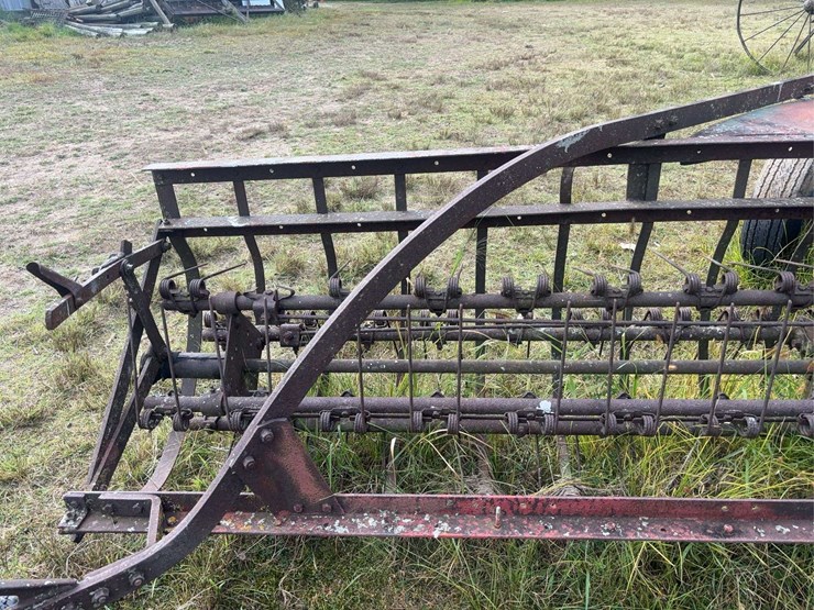 side-delivery-hay-rake-image-26