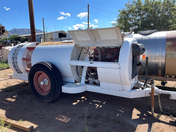 #1008-•-orchard-sprayer-(offsite-in-las-cruces)-image-1