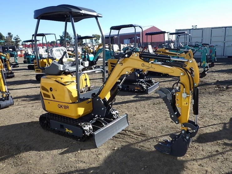 2025-cfg-qk18r-hydraulic-excavator-image-4