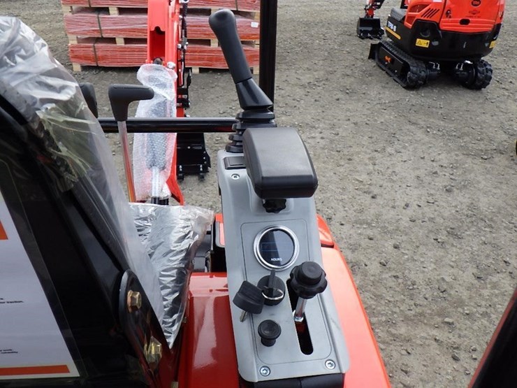 2025-tpm-tpm-16-hydraulic-excavator-image-21