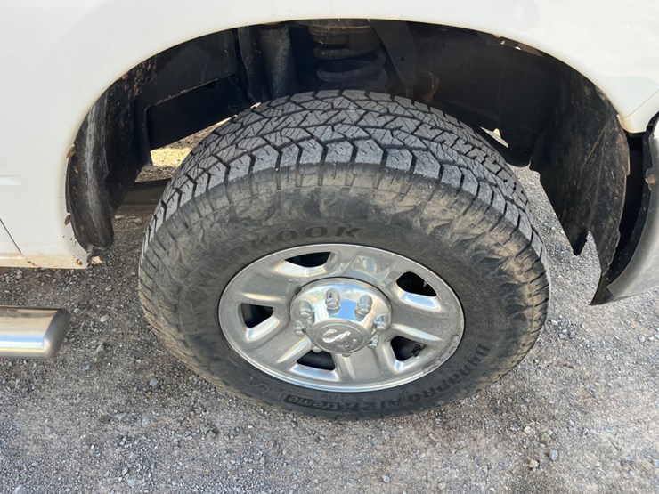 2018-ram-2500-service-truck-(inoperable)-image-14