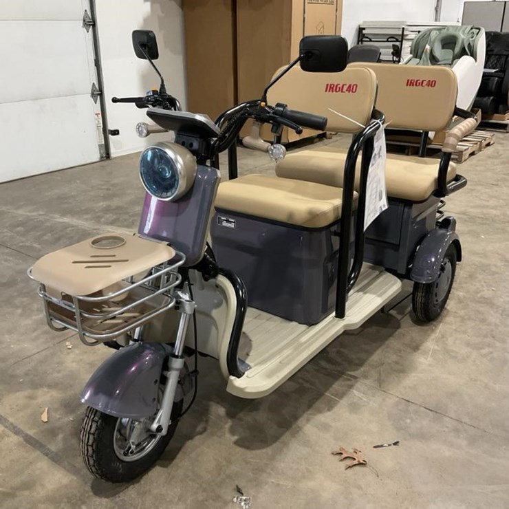 #1325 • IRGC40 Mini Golf Cart