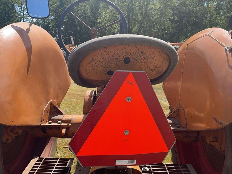 minneapolis-moline-ztu-image-44