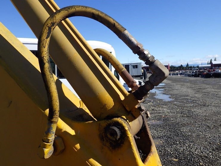 john-deere-8-image-16