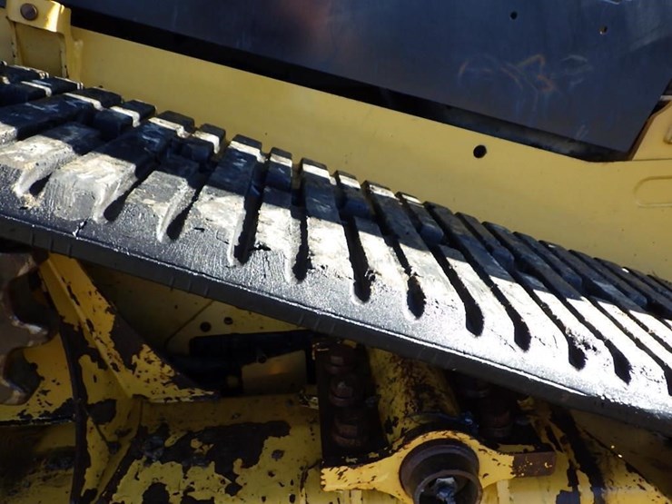 2019-caterpillar-239d3-image-39