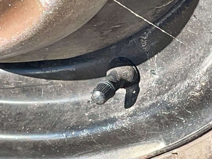 1952-chevrolet-deluxe-image-22