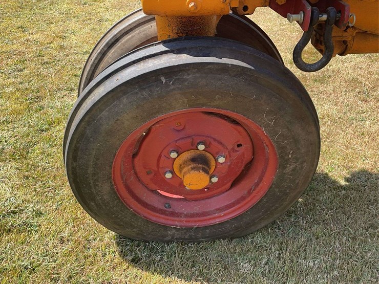 minneapolis-moline-ztu-image-11