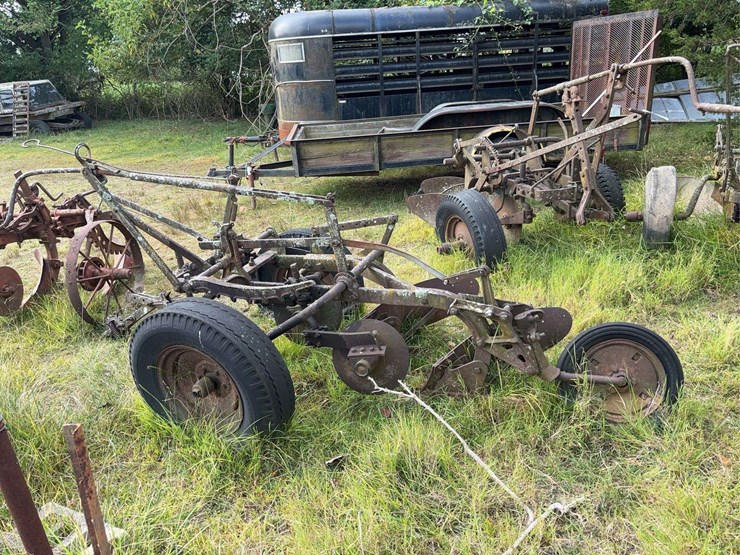 2-bottom-plow-image-4