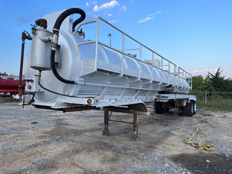2017-dragon-150-bbl-aluminum-trailer-image-1