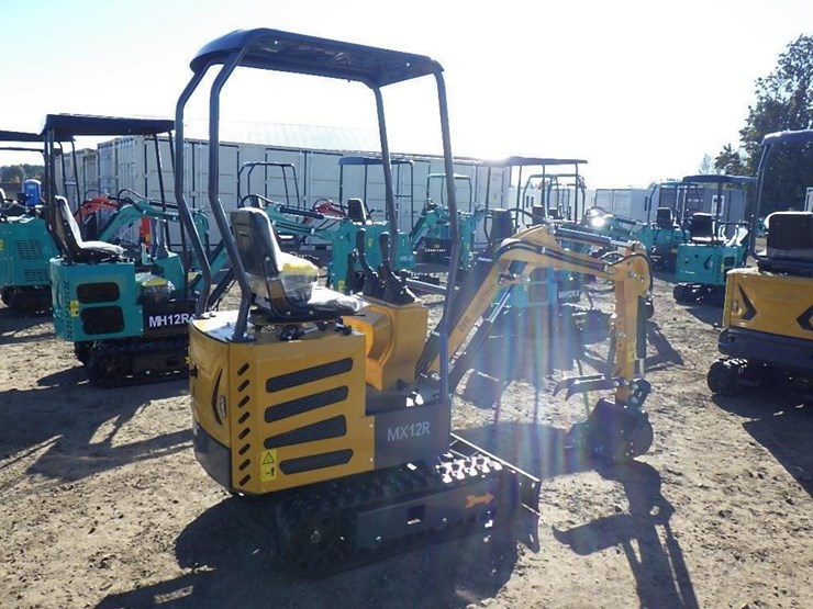 2025-cfg-mx12r-hydraulic-excavator-image-3