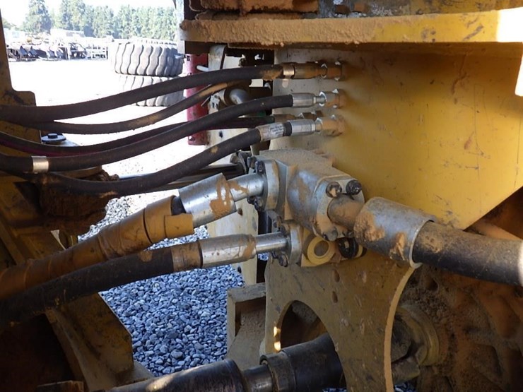 2017-caterpillar-950m-image-19