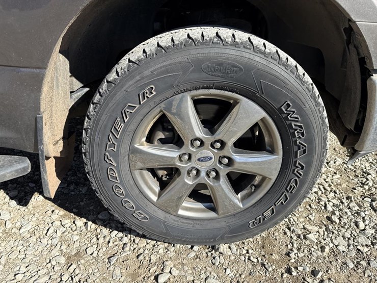 2020-ford-f150-xlt-image-51