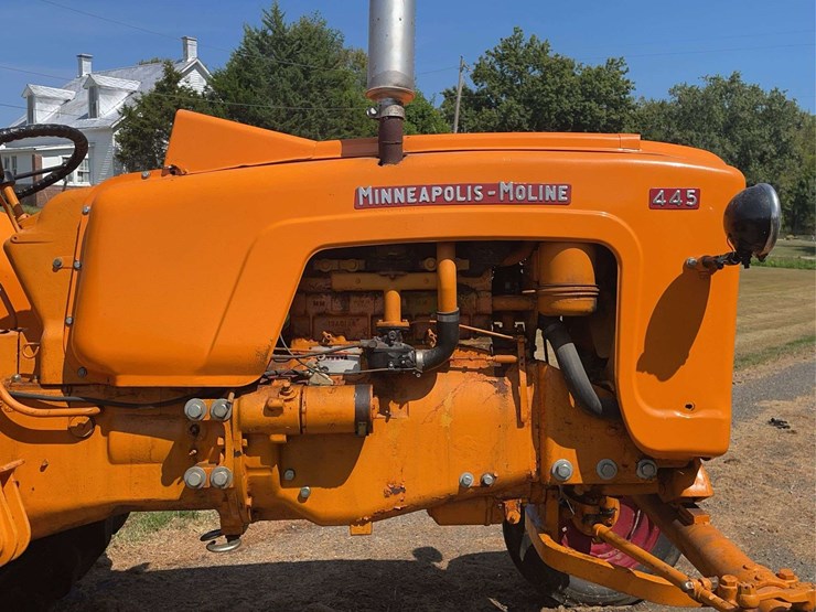minneapolis-moline-445-image-27