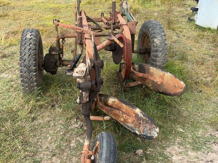 case-centennial-2-bottom-plow-image-4