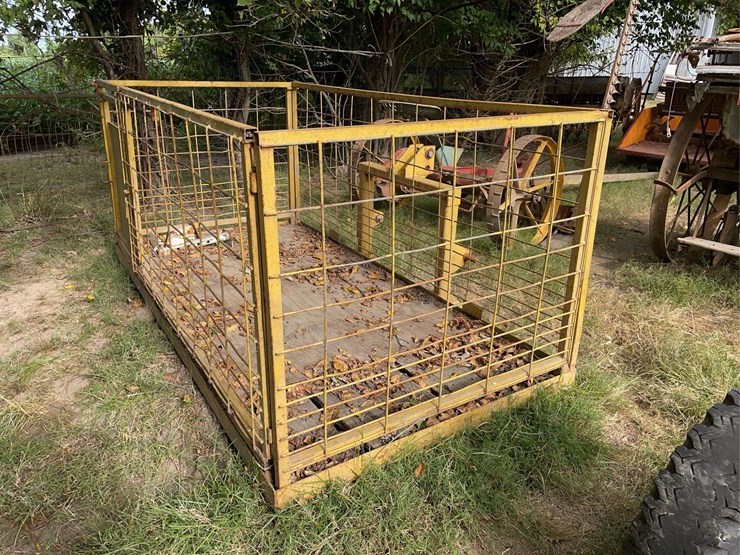 livestock-carrier-image-6