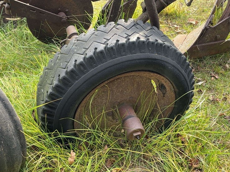 2-bottom-plow-image-21