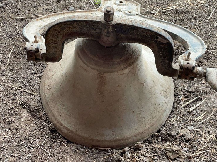 crystal-metal-bell-image-14