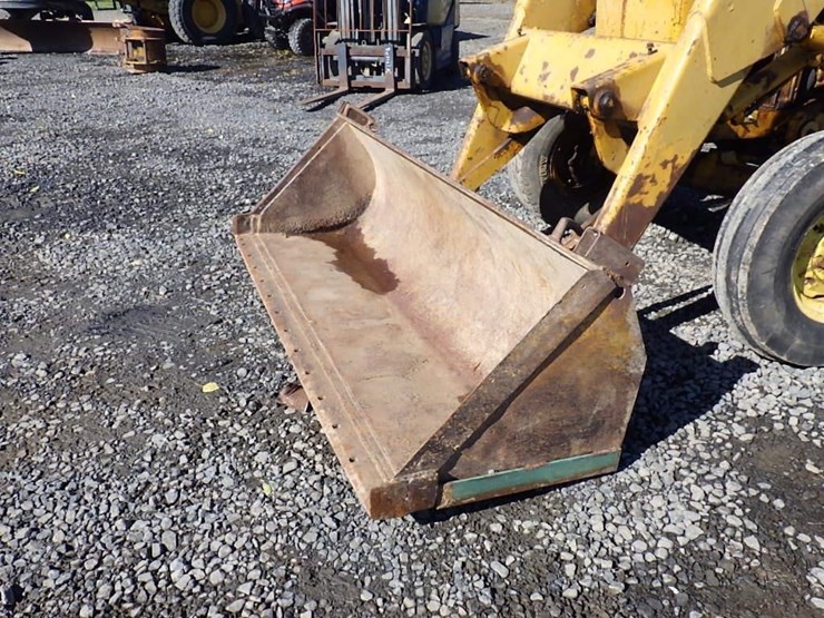 john-deere-8-image-9