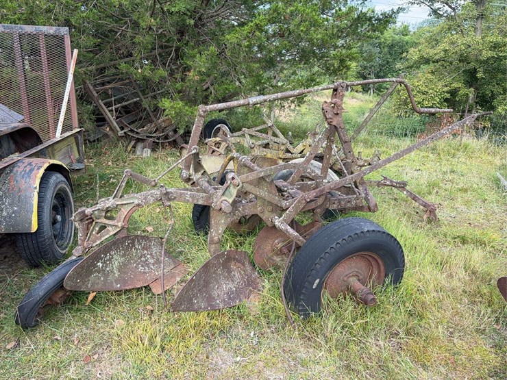 2-bottom-plow-image-7