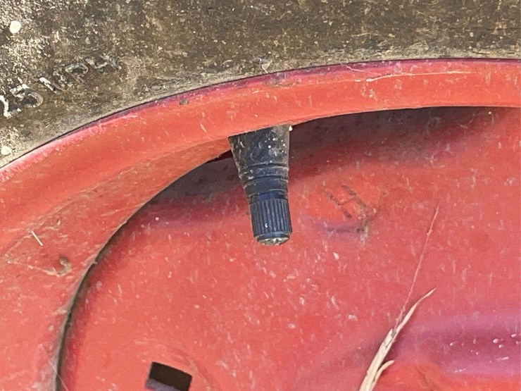 minneapolis-moline-ztu-image-17