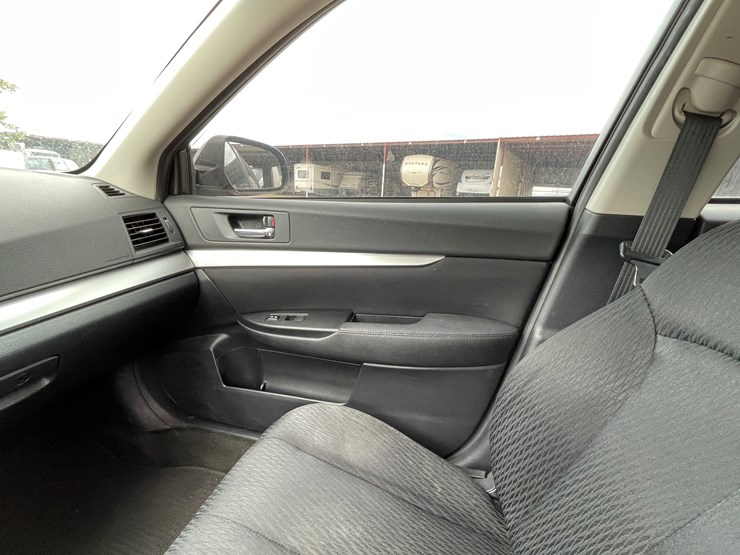 #500-•-2012-subaru-outback-(nm-title-in-delay)-image-56