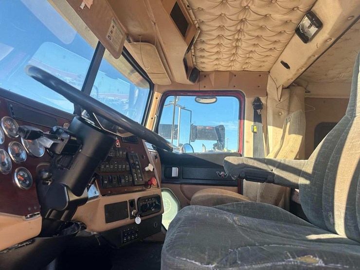 2013-western-star-4900-image-7