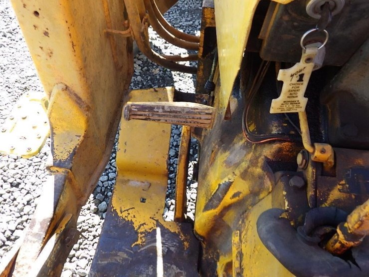 john-deere-8-image-50