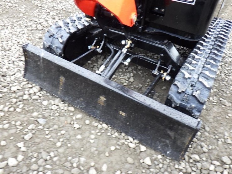 2025-tpm-18bs-hydraulic-excavator-image-9
