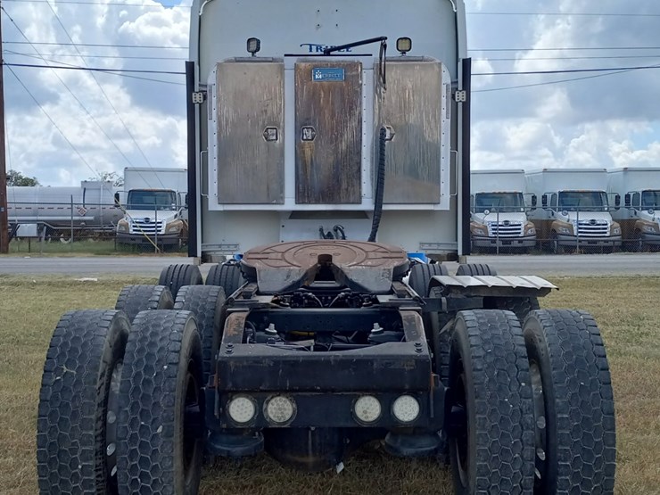 2000-kenworth-w900l-image-6