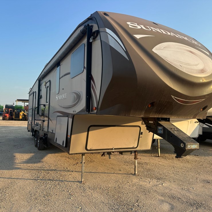 2013 3400QB SUNDANCE 5TH WHEEL CAMPER