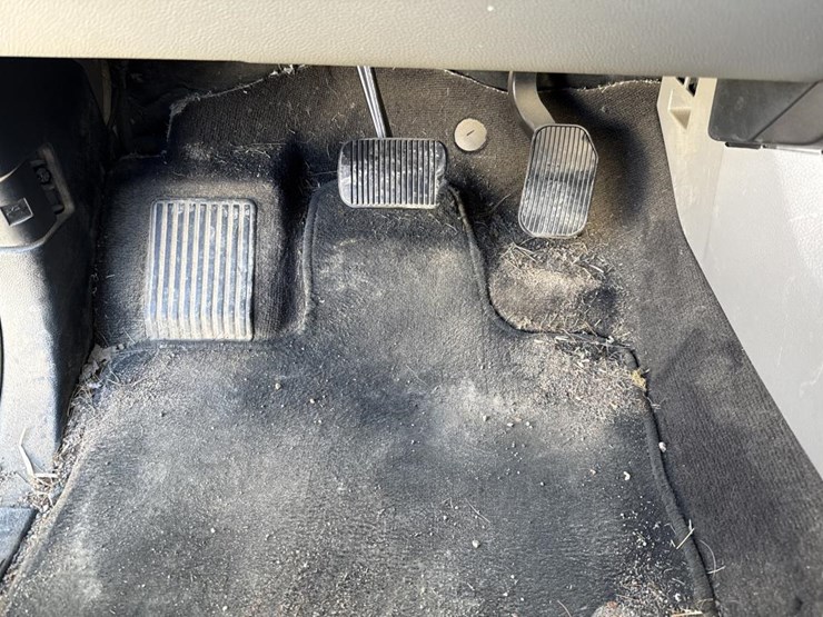 2020-ford-f150-xlt-image-46