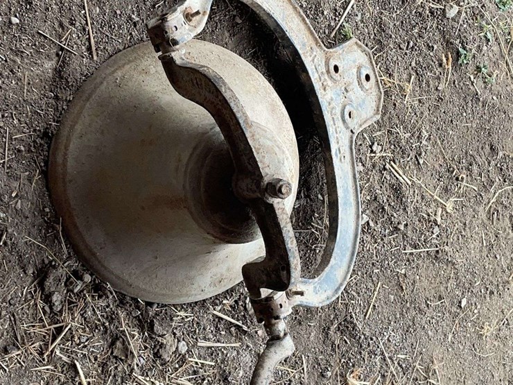 crystal-metal-bell-image-5