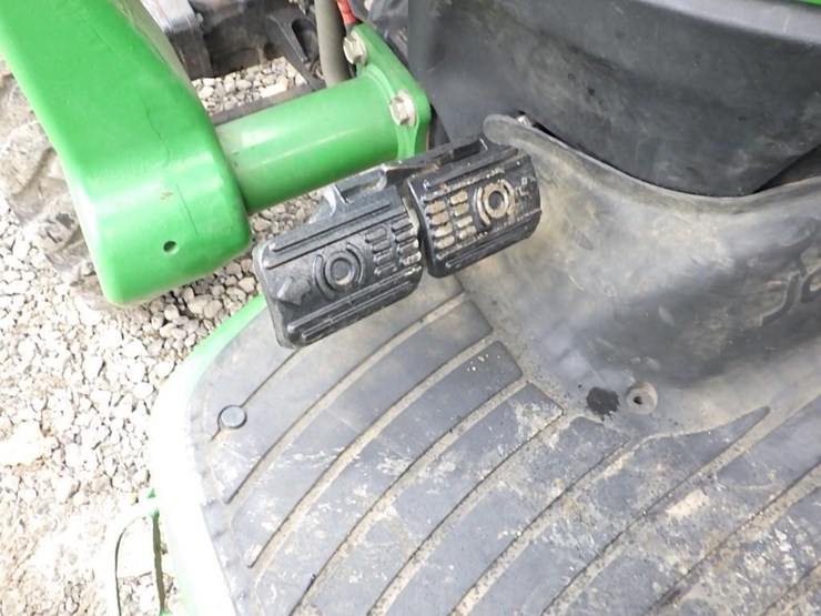 john-deere-3720-image-42