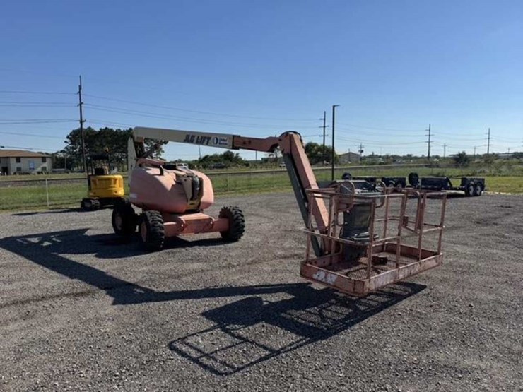 2000-jlg-600aj-image-3