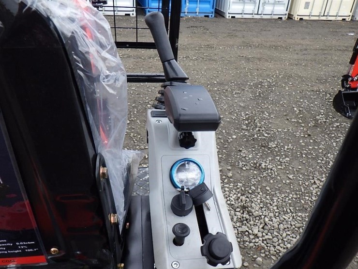 2025-tpm-18bs-hydraulic-excavator-image-21