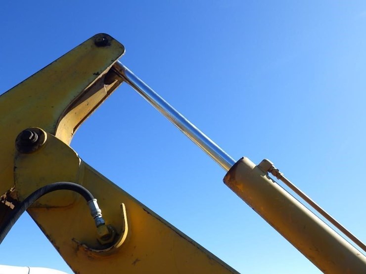 john-deere-8-image-15