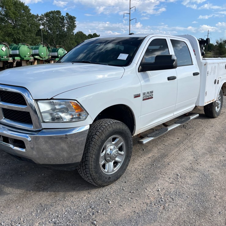 2018 RAM 2500 SERVICE TRUCK (INOPERABLE)