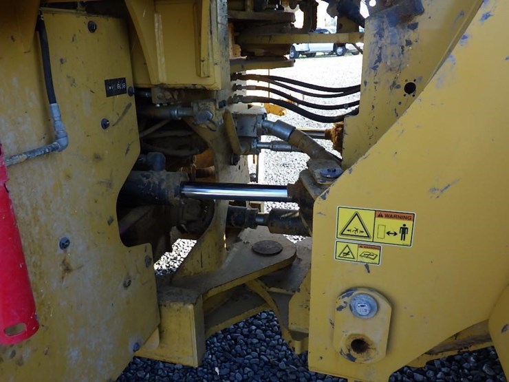 2017-caterpillar-950m-image-13