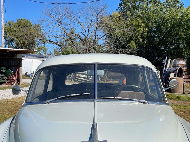 1952-chevrolet-deluxe-image-10